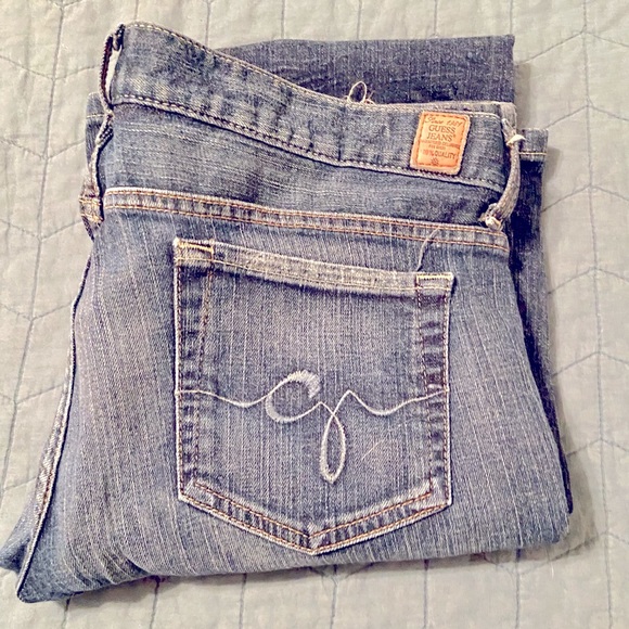 Flair’s back!Guess Jeans size 31. Foxy Flair style - Picture 2 of 6